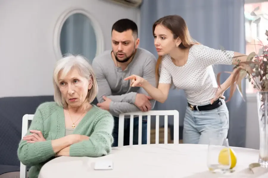 Signs Your Mother-in-law Doesn't Like You