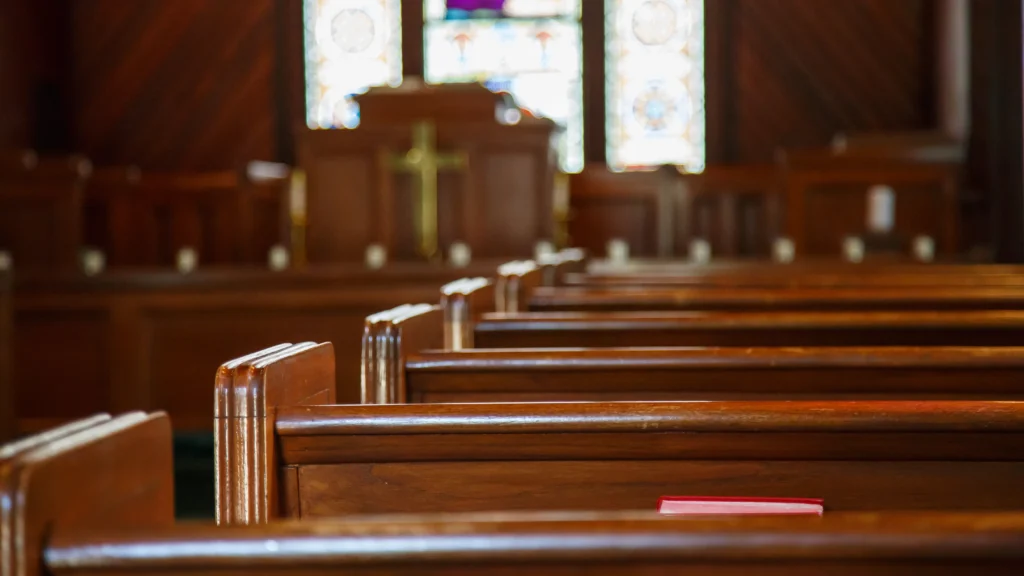 Signs God Wants You to Leave Your Church