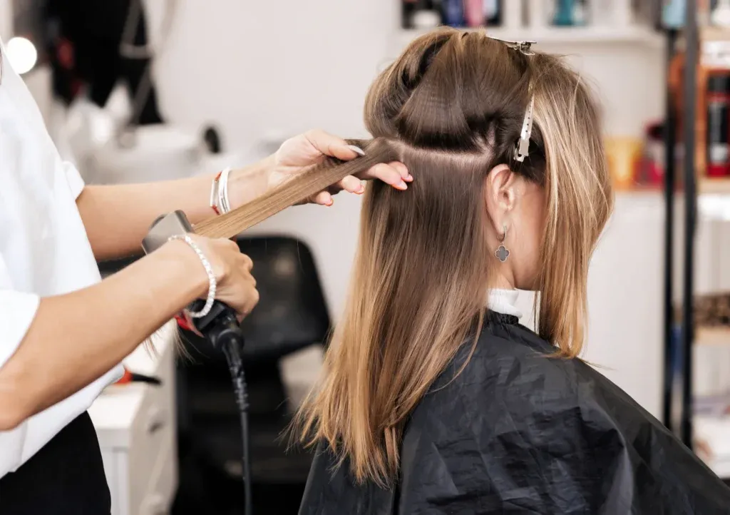 Signs Your Hair Stylist Doesn't Like You